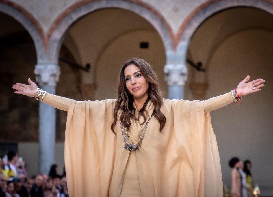 “La moda che unisce”: la stilista italo-marocchina Hnia Harrati intervistata da Radio 5.9