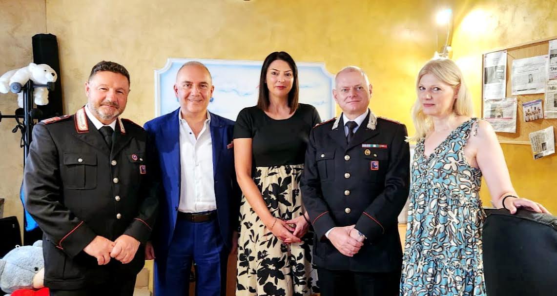 Acuto, il capitano dei CC Alessandro Dell’Otto visita la sede della Caramella Buona